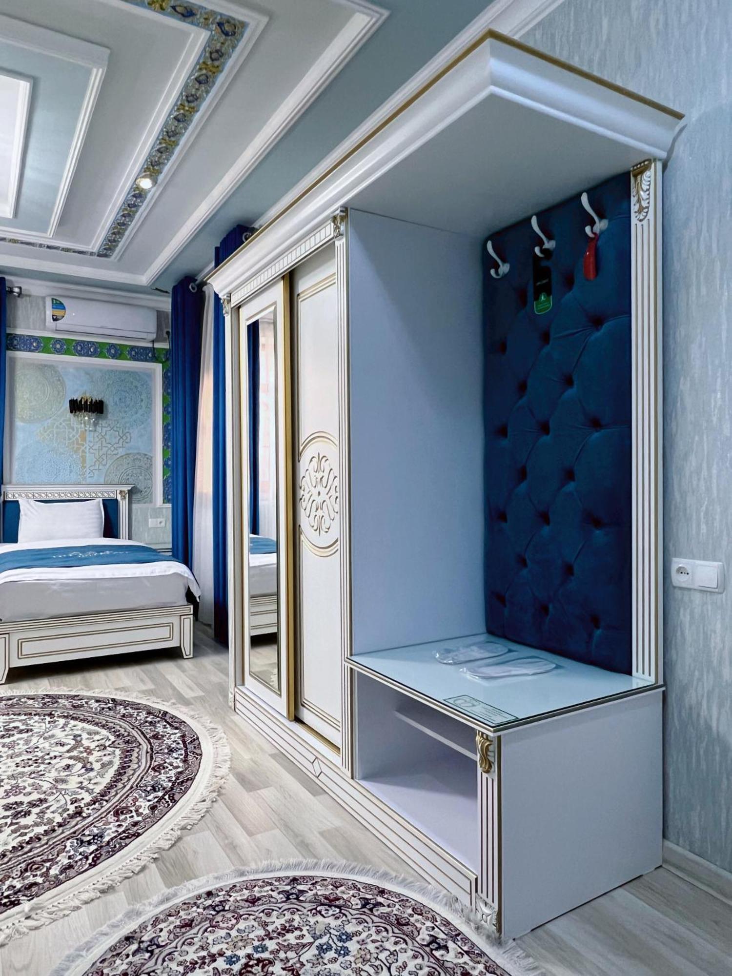 Diplomat Premium Hotell Samarkand Eksteriør bilde