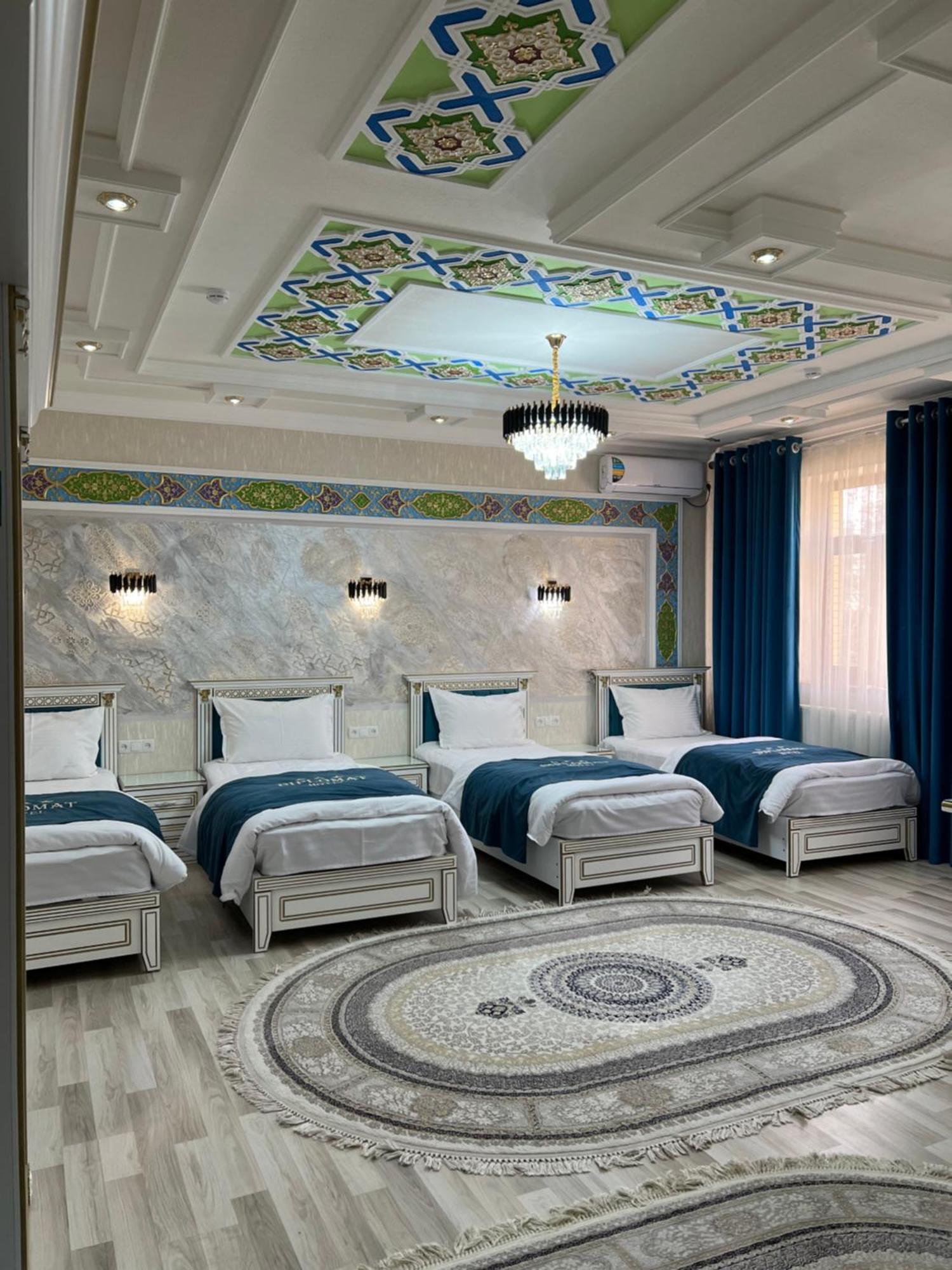 Diplomat Premium Hotell Samarkand Eksteriør bilde